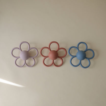 Daisy Rattle Teether