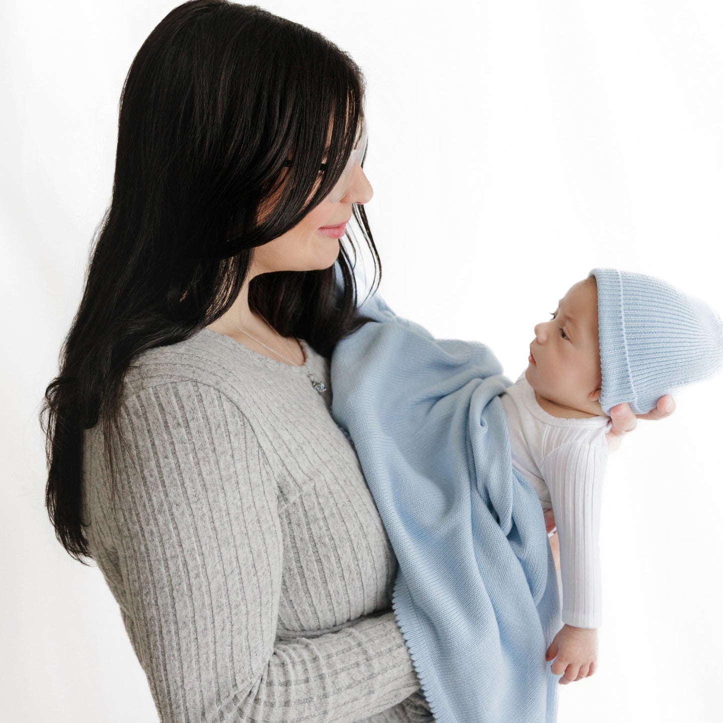 Luxe Collection 100% Organic Cotton Luxury Knit Baby Blanket + Hat Set with Gift Box