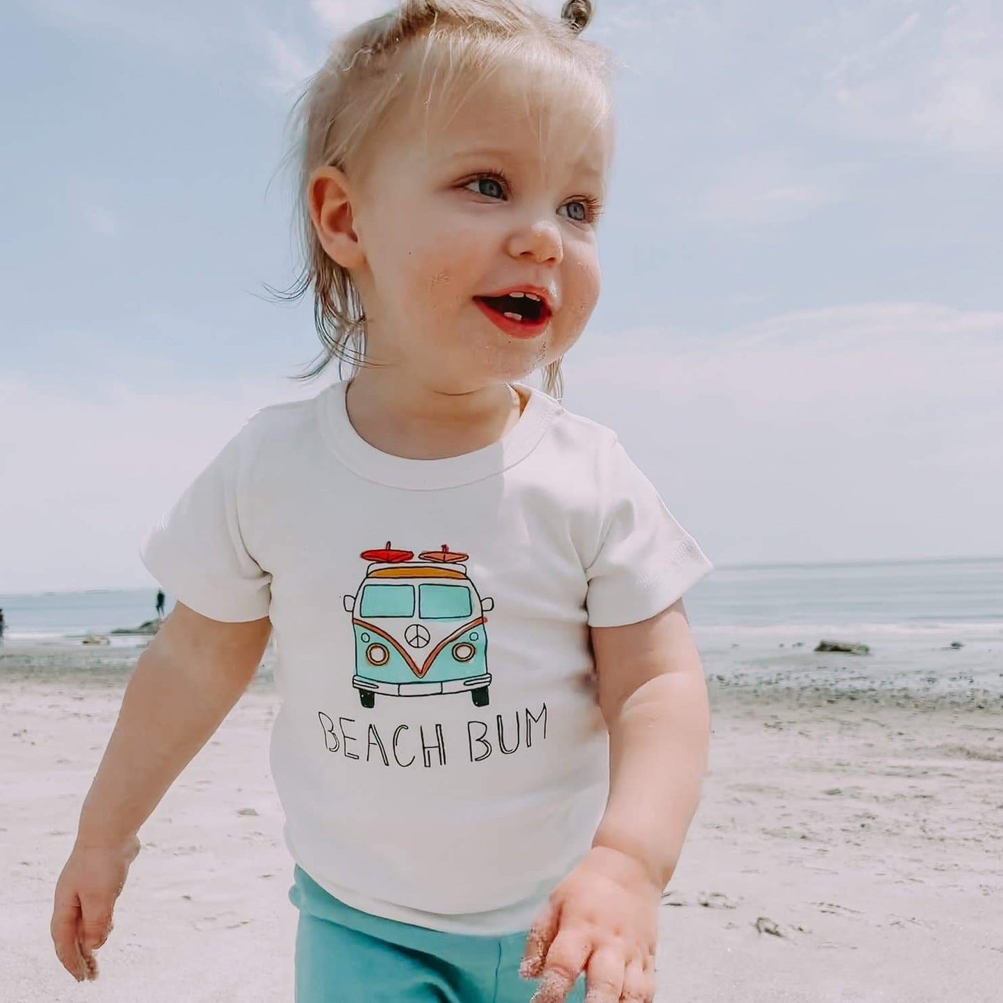 graphic tee | beach bum