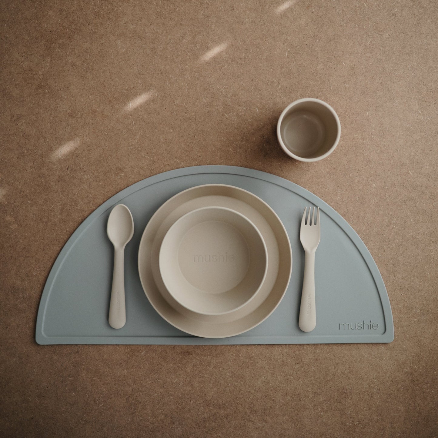 Round Dinnerware Plates