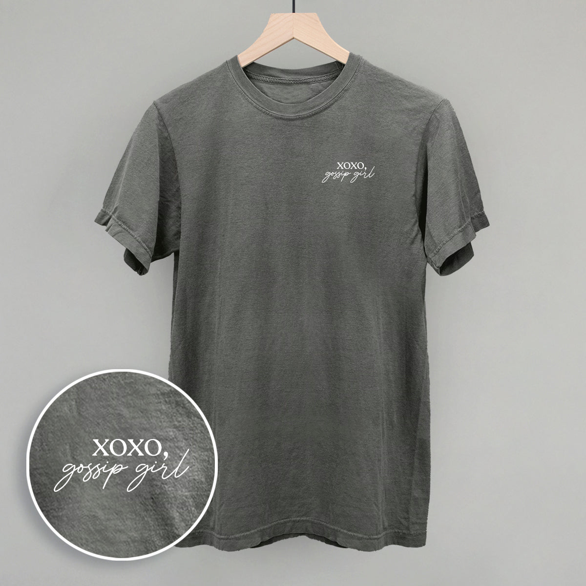 XOXO, Gossip Girl (Left Chest)