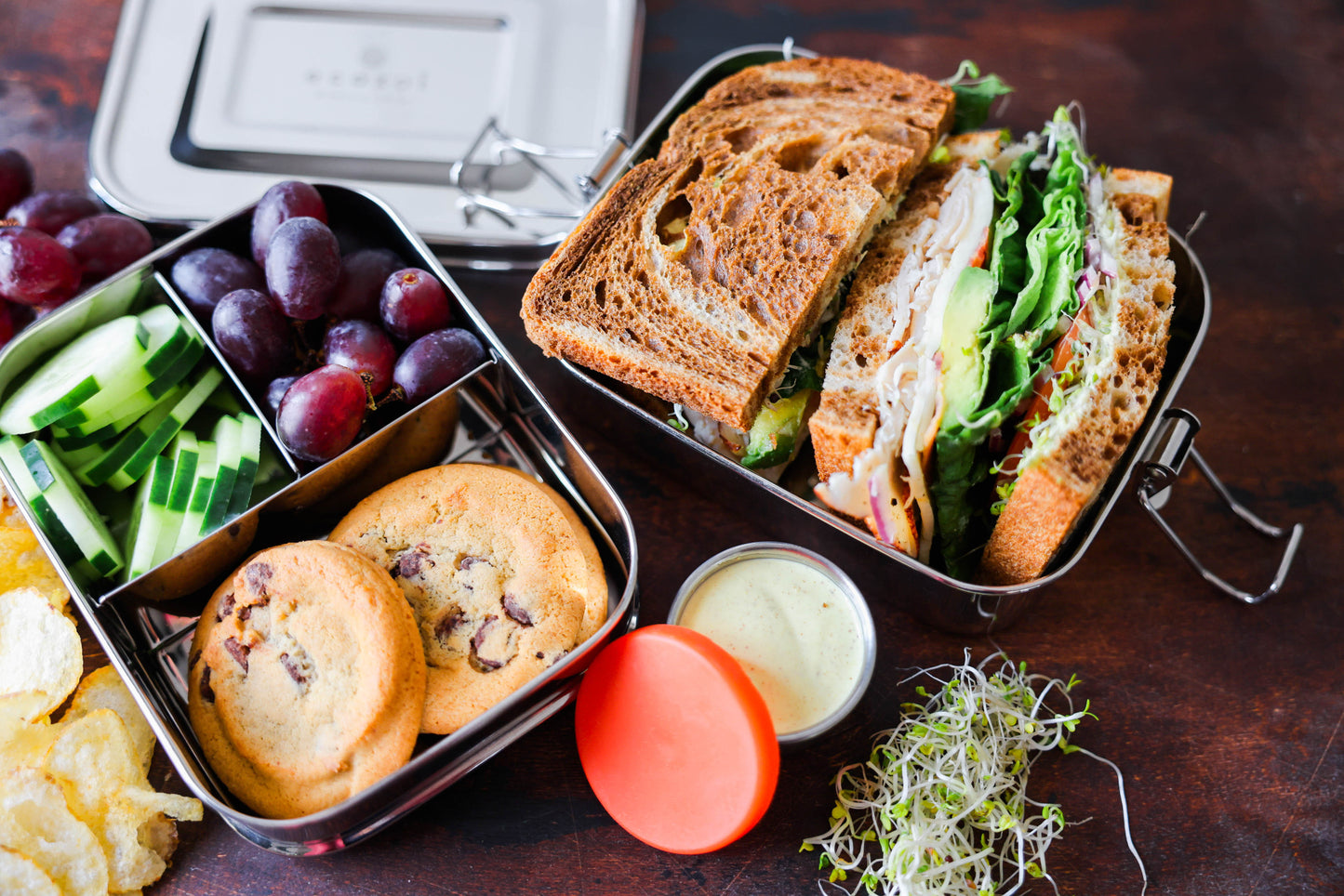 STAINLESS STEEL LUNCH BOX, 2 TIER Leak Proof, 3 COMPARTMENTS, 60 OZ