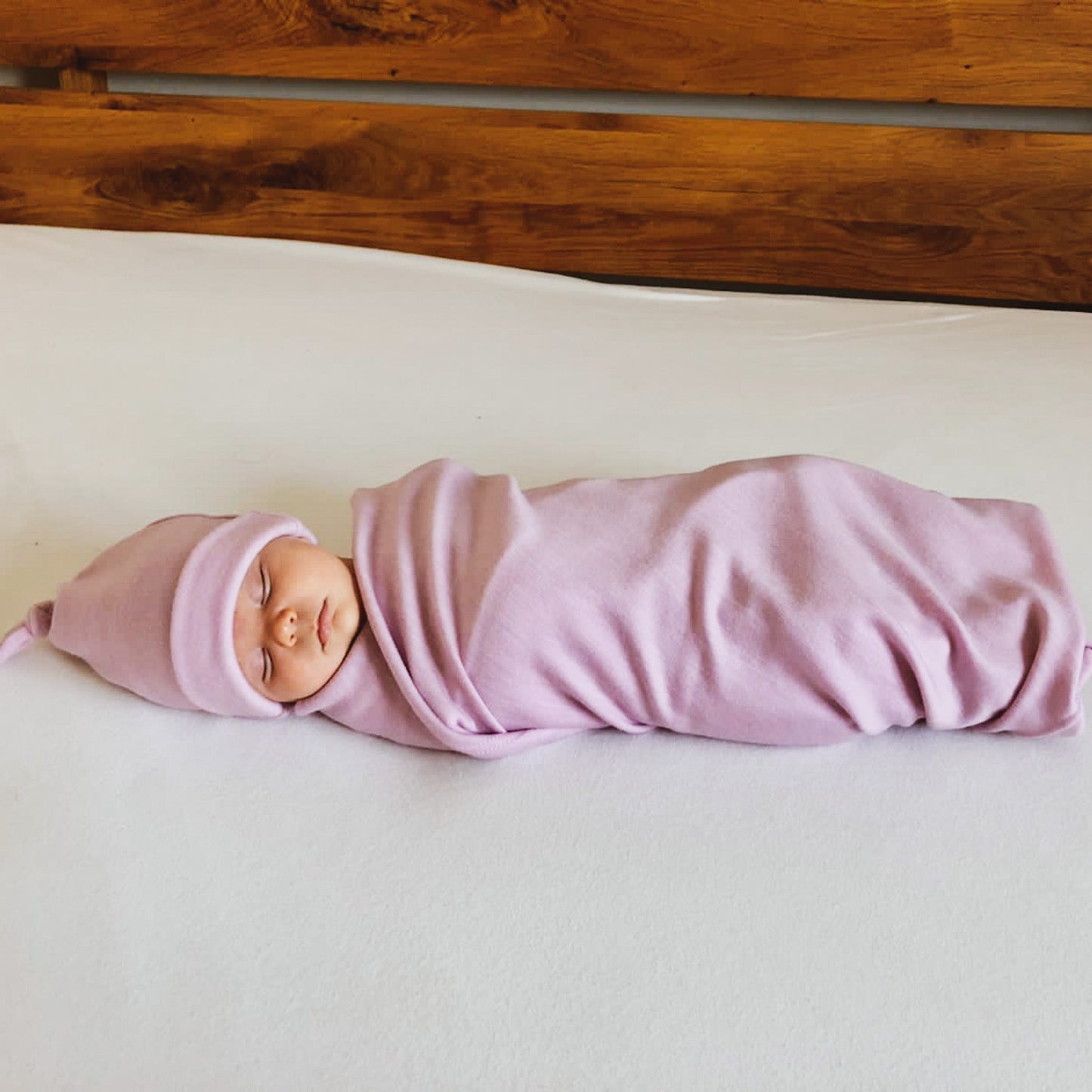 SWADDLE BLANKET