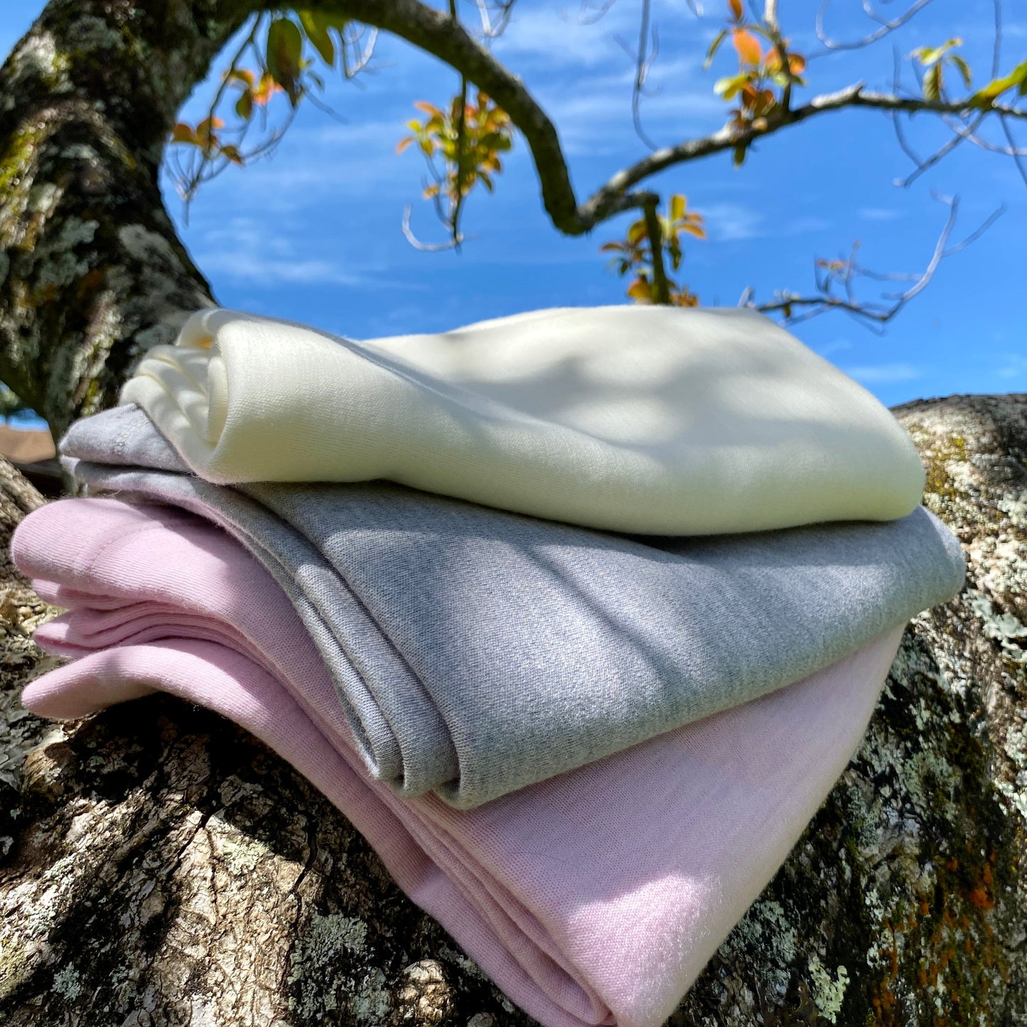 SWADDLE BLANKET