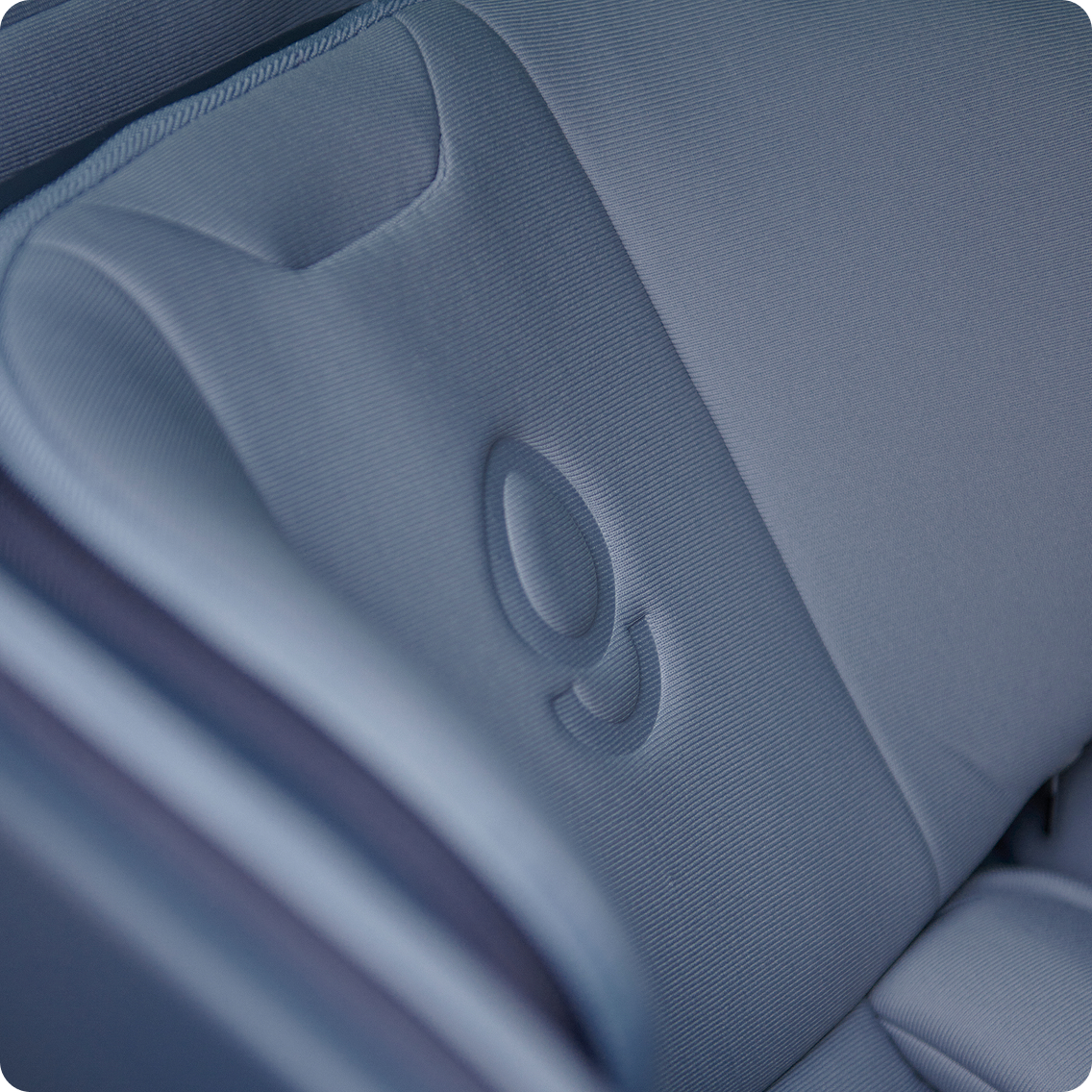 The babyark Advanced Convertible Car Seat