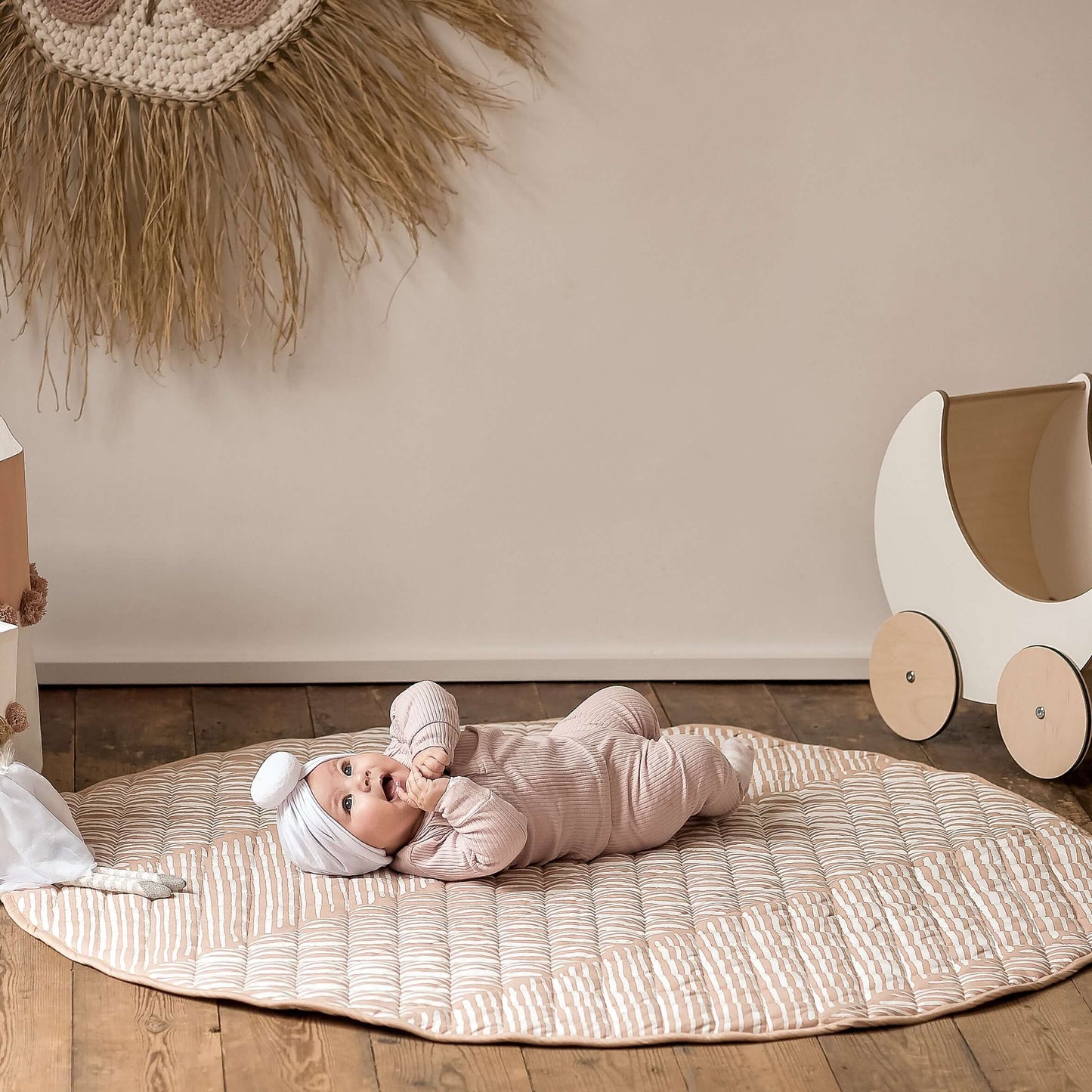 Snuggle Mat | Leaves - Sea Shell