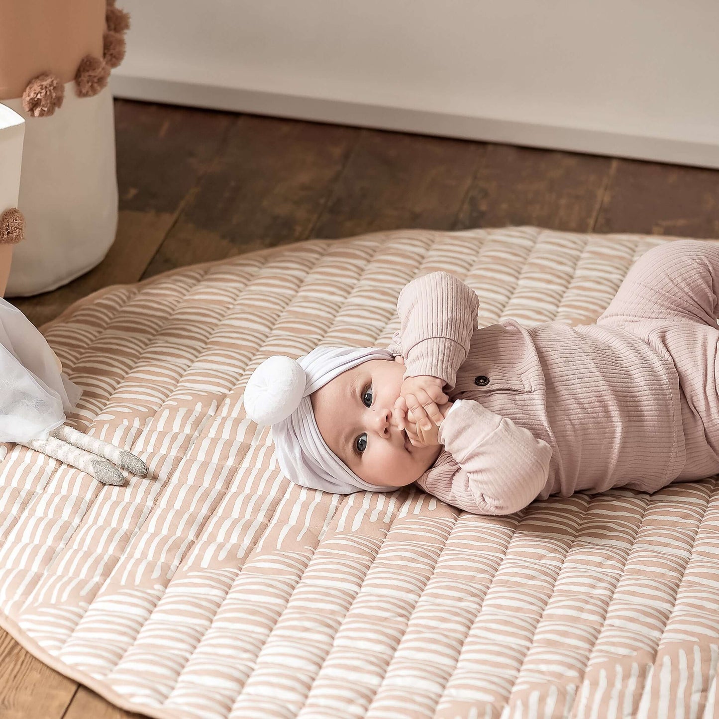 Snuggle Mat | Leaves - Sea Shell