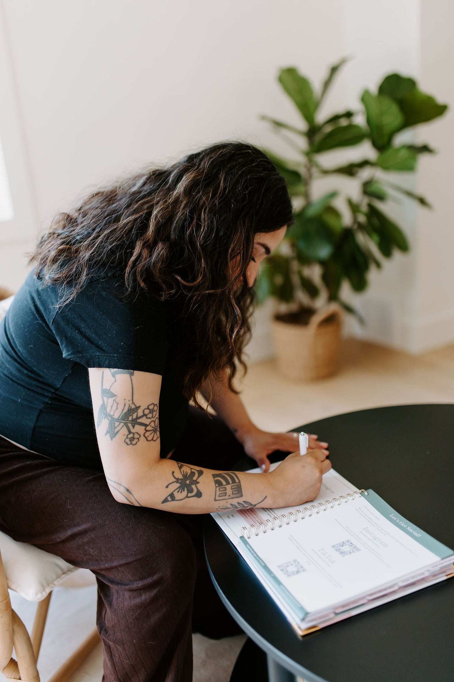 Expecting & Organized: Pregnancy & Baby Planner