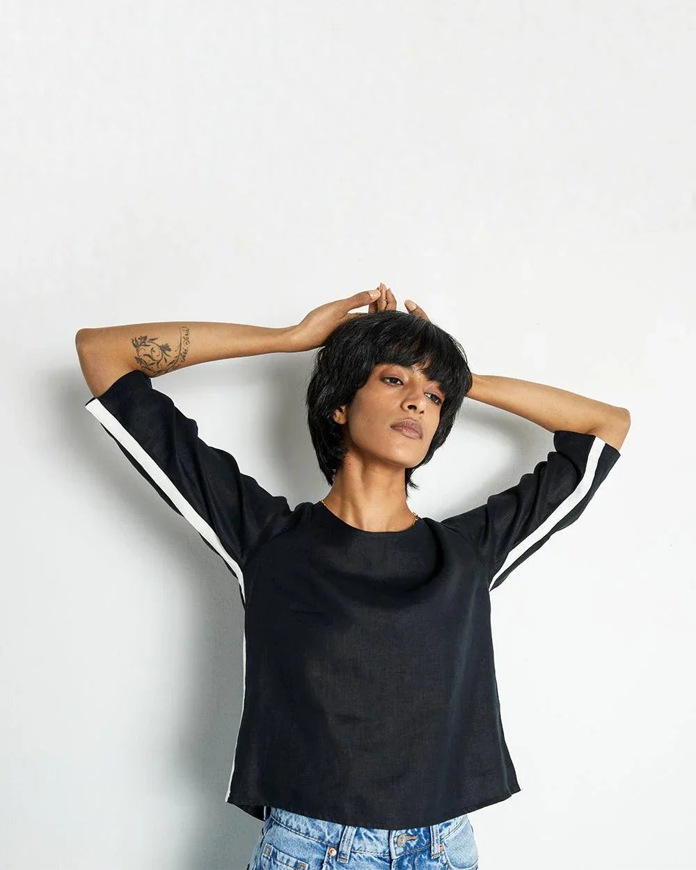 The Bold Stripe Shirt - Black