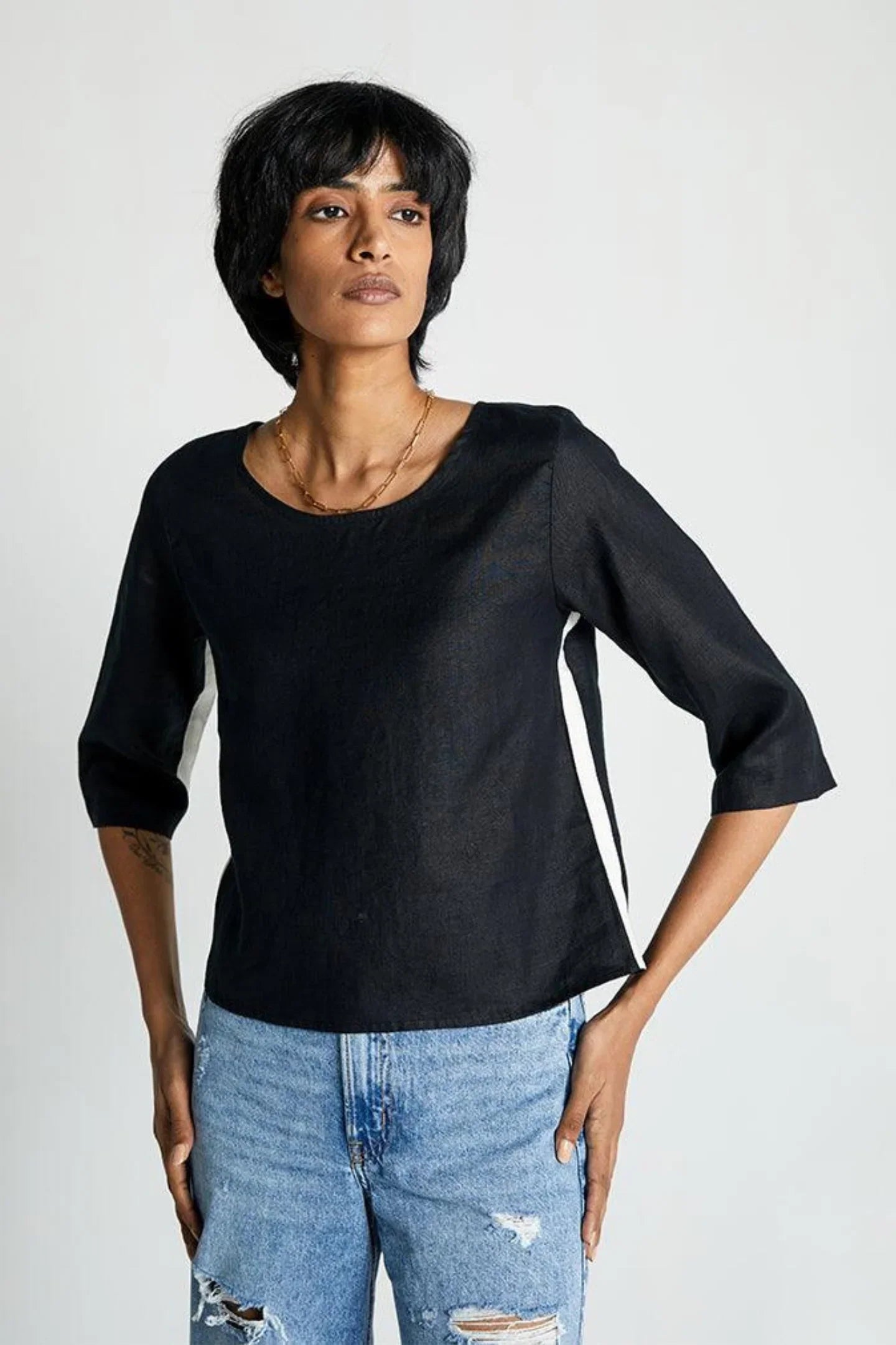 The Bold Stripe Shirt - Black