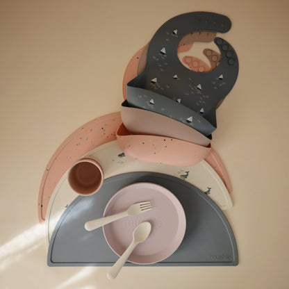 Round Dinnerware Plates