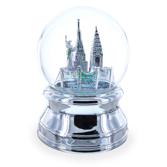 New York City Skyline with Silver Base Water Snow Globe