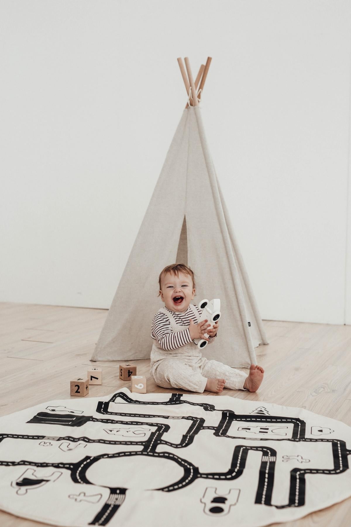 Small Teepee Tent - Neutral