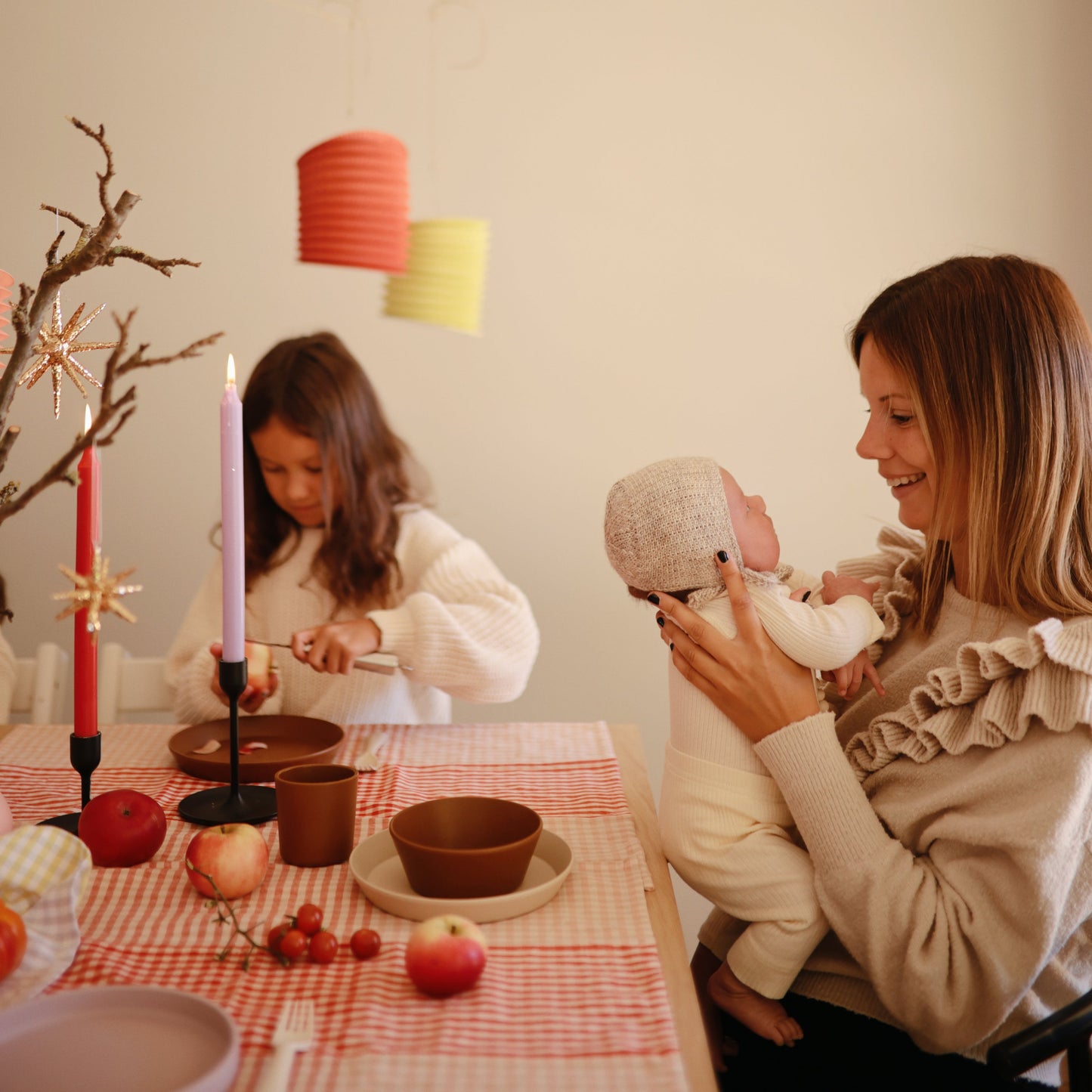 Round Dinnerware Plates